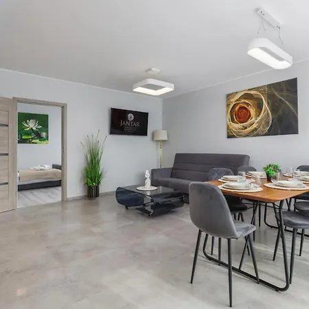 Port Towarowa 17 Z Garazem By Jantar Apartman *