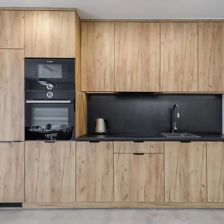 Port Towarowa 17 Z Garazem By Jantar * Kolobrzeg