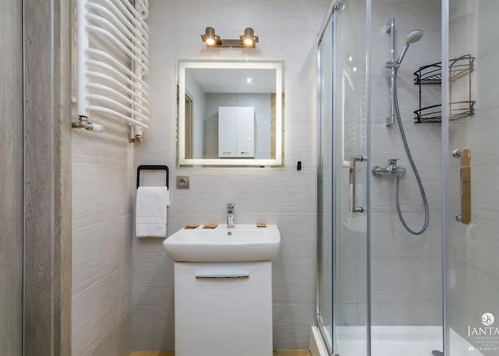 Port Towarowa 17 Z Garazem By Jantar Apartment Kolobrzeg